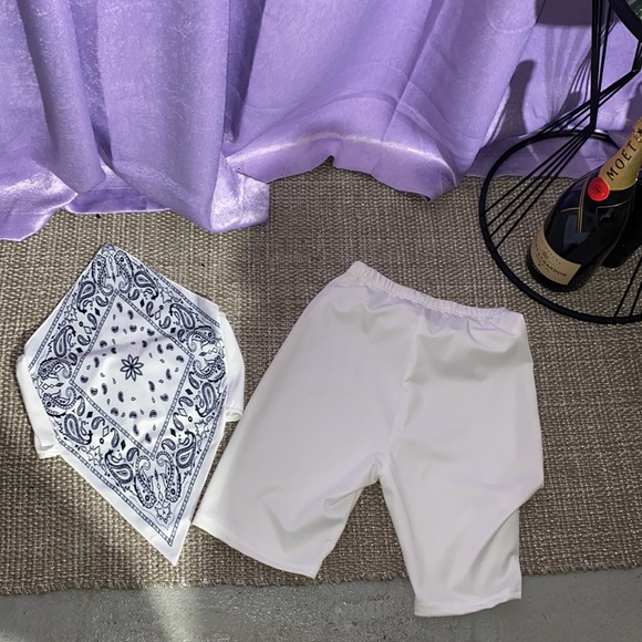 Stylish 2pc Set - Picture 4 of 4